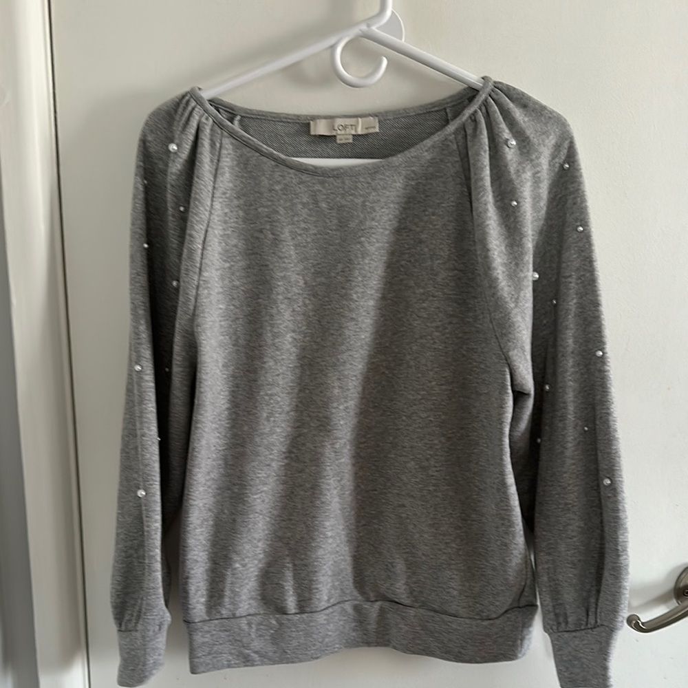 LOFT: Like new: Gray Sweater by Loft. Size MP